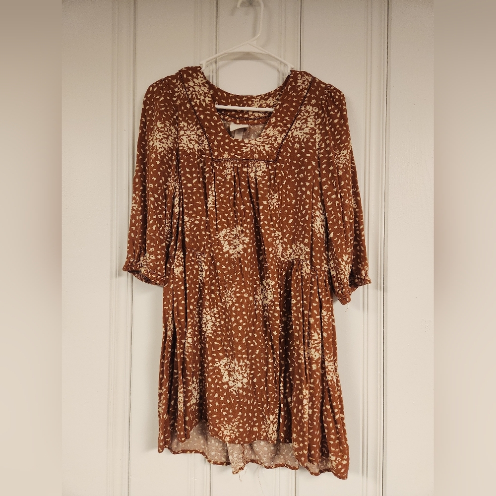 Knox Rose Brown and White Pleated Midi Dress